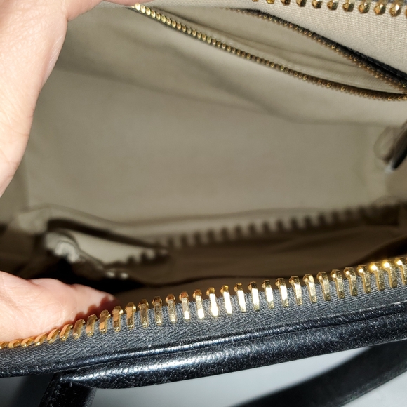 SOLD/Givenchy SMALL Antigona - Picture 3 of 17